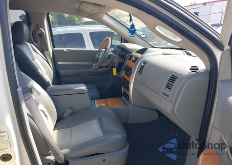 2007 Chrysler Aspen Limited из США, поврежденный, VIN 1A8HX58297F525432